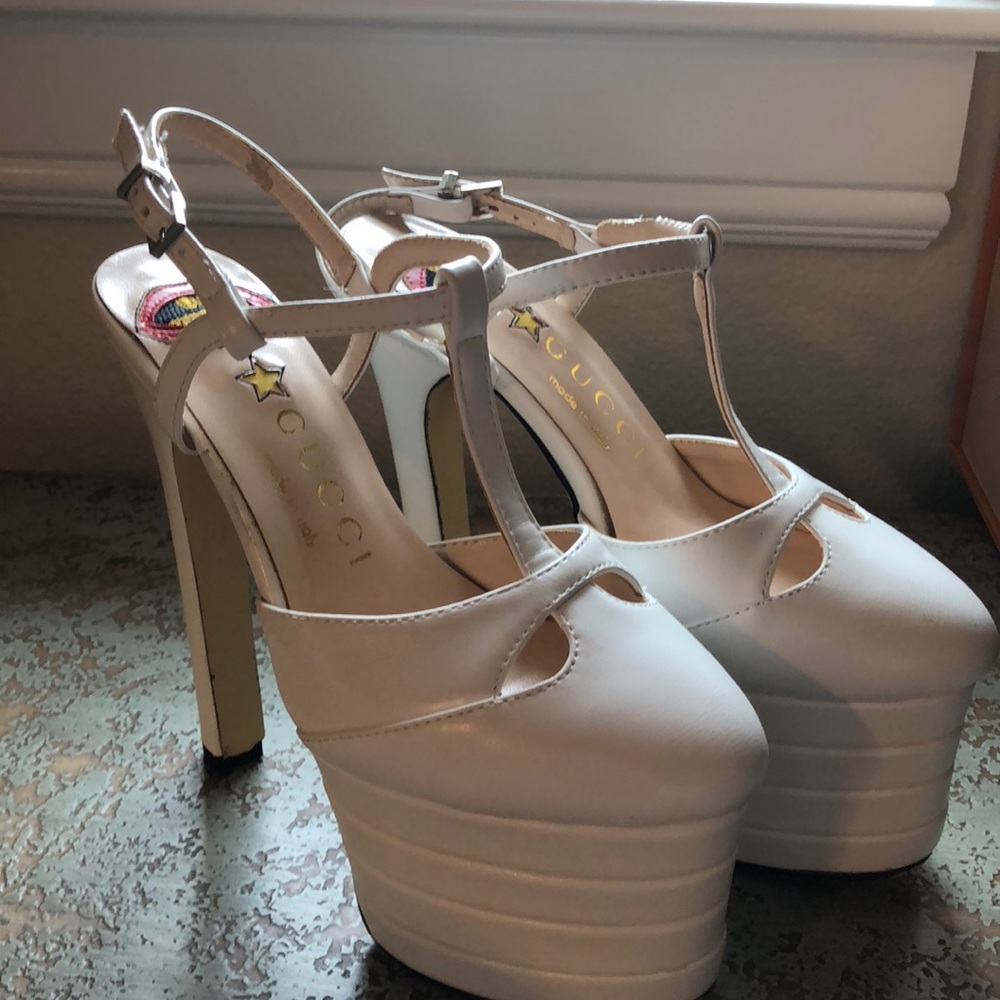 Gucci shoes